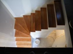 Sarl Art - Escalier béton avec marche en hêtre